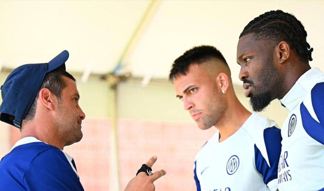 九游体育入口-犹他爵士内部会议纪要流出——清晨战术微调；欧冠使命明确；身体对抗强度拉满的简单介绍